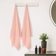 thumbnail image 4 of Juego de toallas de baño REGALWOVEN Pack de 2, toallas de baño suaves y altamente absorbentes, toallas de secado rápido para el cuerpo, rosa-1 28' x 56', 4 of 7