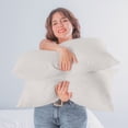 thumbnail image 2 of Almohada Impermeable Estandar Suave KS Blanco Concord, 2 of 2