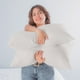 thumbnail image 2 of Almohada Impermeable Estandar Suave KS Blanco Concord, 2 of 2