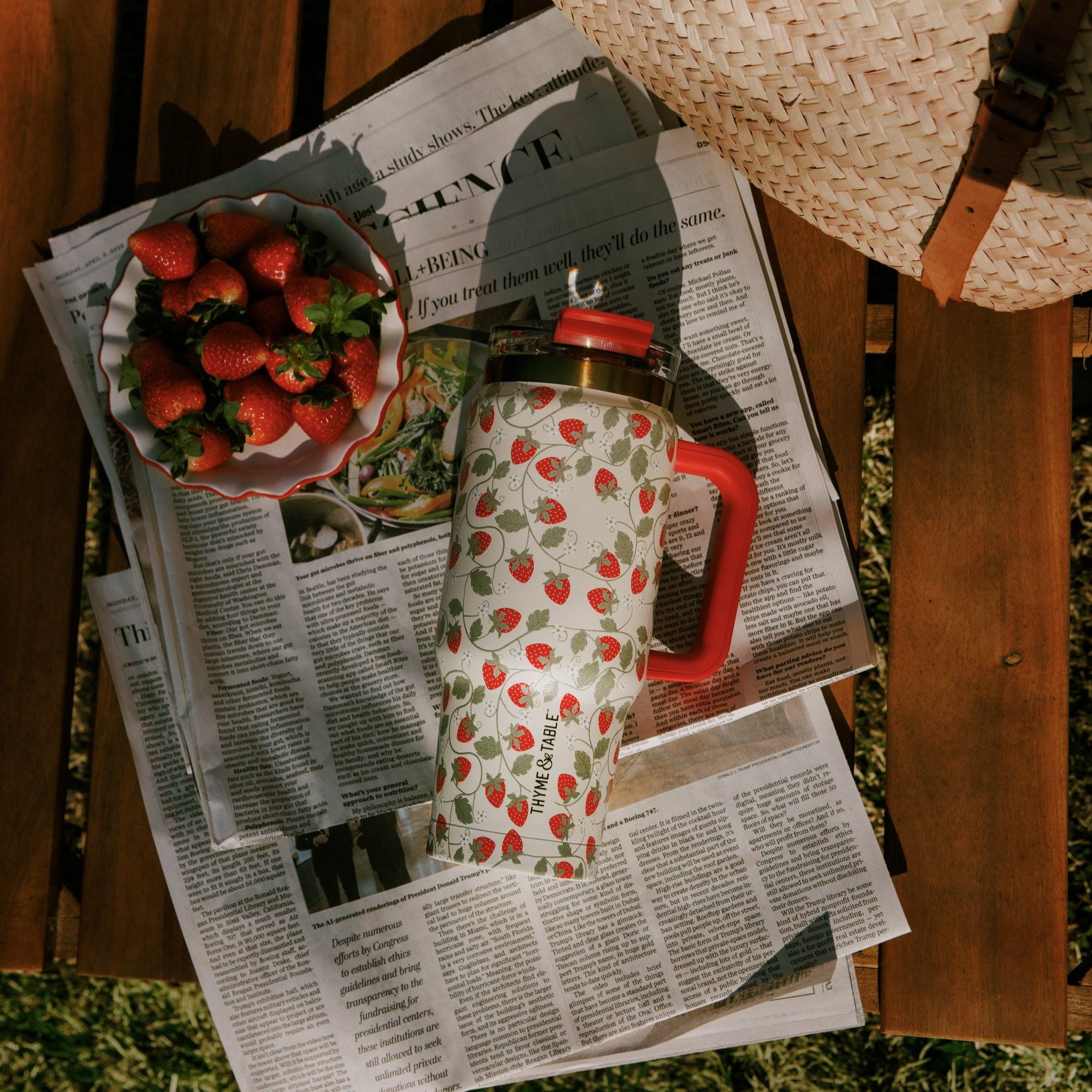 Thyme & Table 32oz Stainless Steel Luna Tumbler with Handle and Dual Straw Lid, Strawberry
