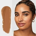 thumbnail image 3 of Sérum teinté Revlon Illuminance™, Procure une couvrance légère et modulable, 3 of 4
