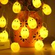 thumbnail image 2 of Guirnalda de luces con forma de pollo adorable, 10 LED que funcionan con pilas, 1,5 m, para el hogar, fiestas, cumpleaños, acampadas y habitaciones de niños, con abalorios de Pascua, 2 of 7