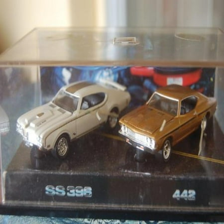 442 Chevelle - Hotwheels Muscle Cars Oldsmobile 442 & Chevrolet Chevy Chevelle - 30th Anniversary of '69 Muscle Cars - 100% Die Cast Metal - Multi-Piece Vehicle from 1st Tool Run
