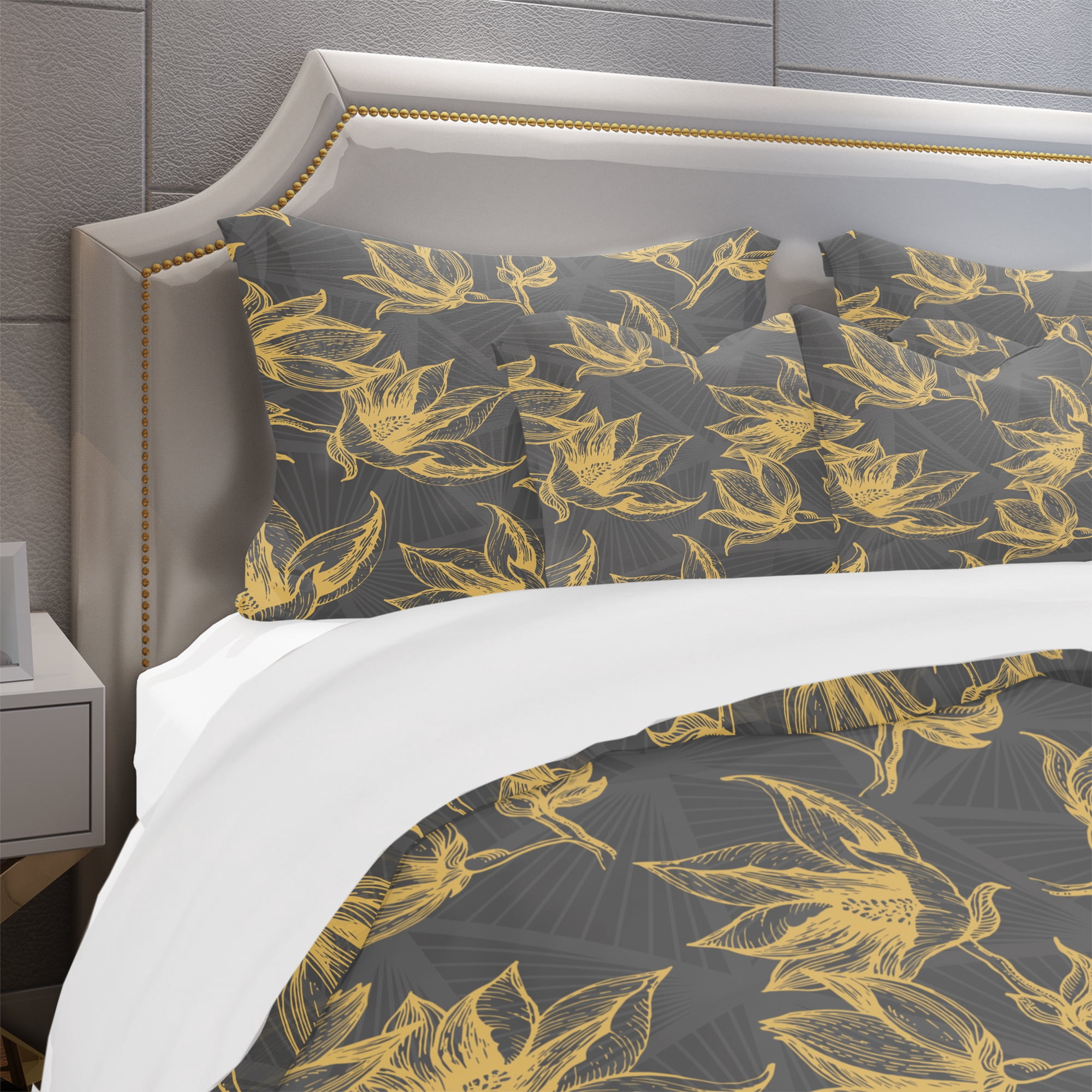 Designart 'Hand Drawn Floral Pattern' Modern & Contemporary Duvet Cover Set