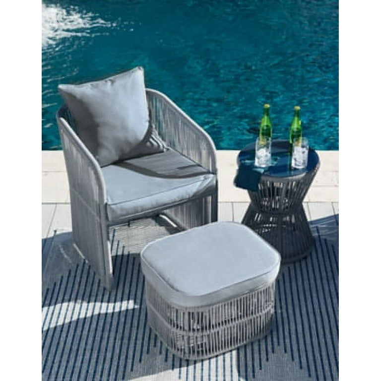 Outdoor chair 2024 with ottoman