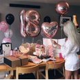 thumbnail image 5 of Globos elegantes de oro rosa, decoraciones premium reutilizables para el cumpleaños número 18 para hombres y mujeres, juego completo de suministros para fiestas con globos de confeti y pancarta de, 5 of 5