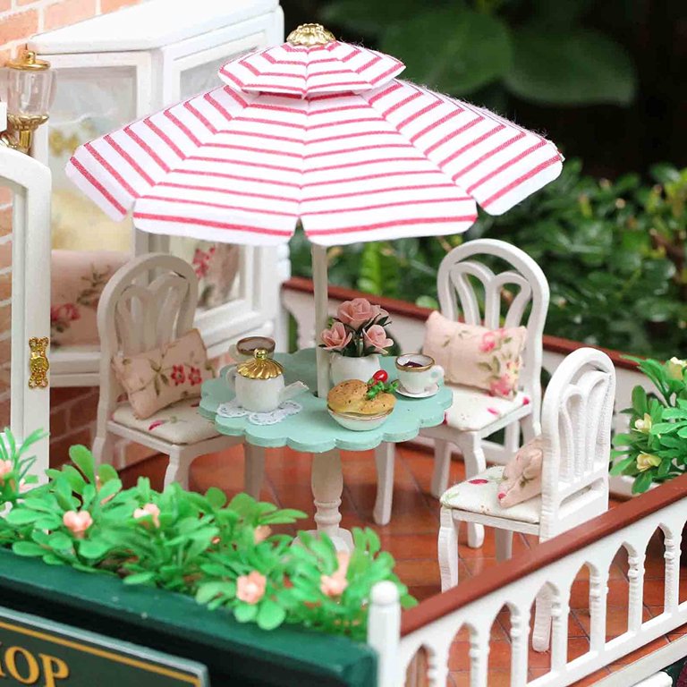 QWZNDZGR Wooden Dollhouse Miniatures DIY House Kit with Led Light