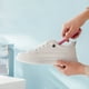 thumbnail image 1 of Cepillo para limpiar zapatos | Cepillo de cerdas suaves y mango largo, ideal para cuero, gamuza y tela | Mango ergonómico | Limpiador multiusos duradero para zapatillas, zapatos de vestir y limpieza, 1 of 5