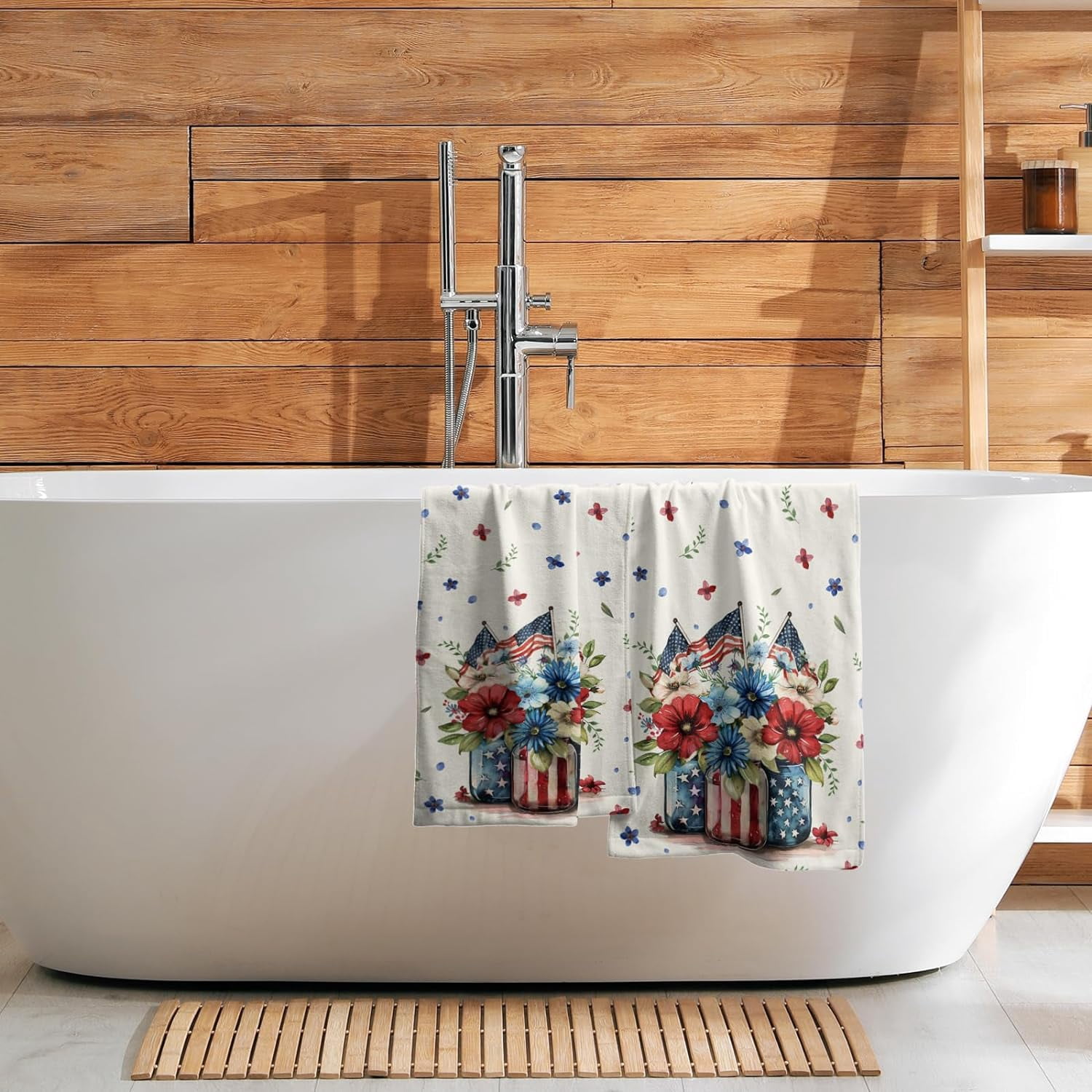American Patriotic Floral Hand Towels for Bathroom Red Flower Vase Decorative Kitchen Towel Memorial Day Soft Fingertip Dish Guest Towels