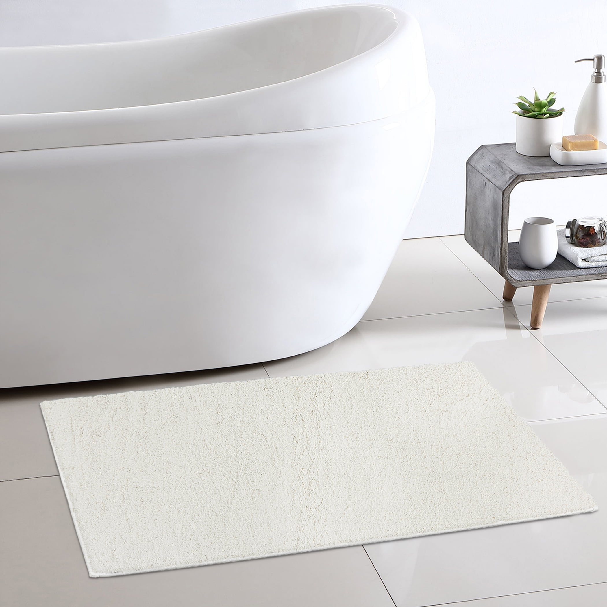 Mainstays Performance Recycled Polyester Bath Rug, Arctic White, 20" x 34"