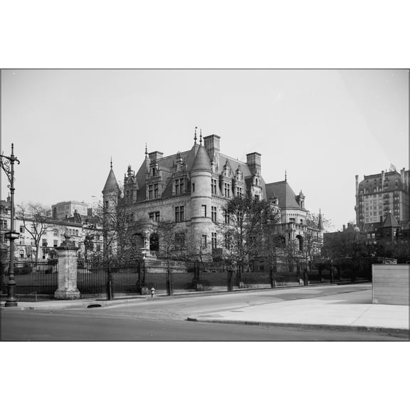 24"x36" Gallery Poster, Riverside Drive, New York, C.M. Schwab residence 1910-1920