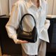 thumbnail image 2 of Bolso de hombro para mujer Bolso de hombro simple de cuero de PU Bolso de mensajero con cadena (Negro) Ndcxsfigh Para Estrenar, 2 of 4