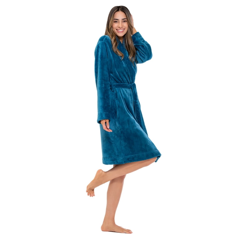 Turquaz Plush Robes For Women, Soft Warm Fleece Bathrobe for Women, Long  Comfy Women's Robe