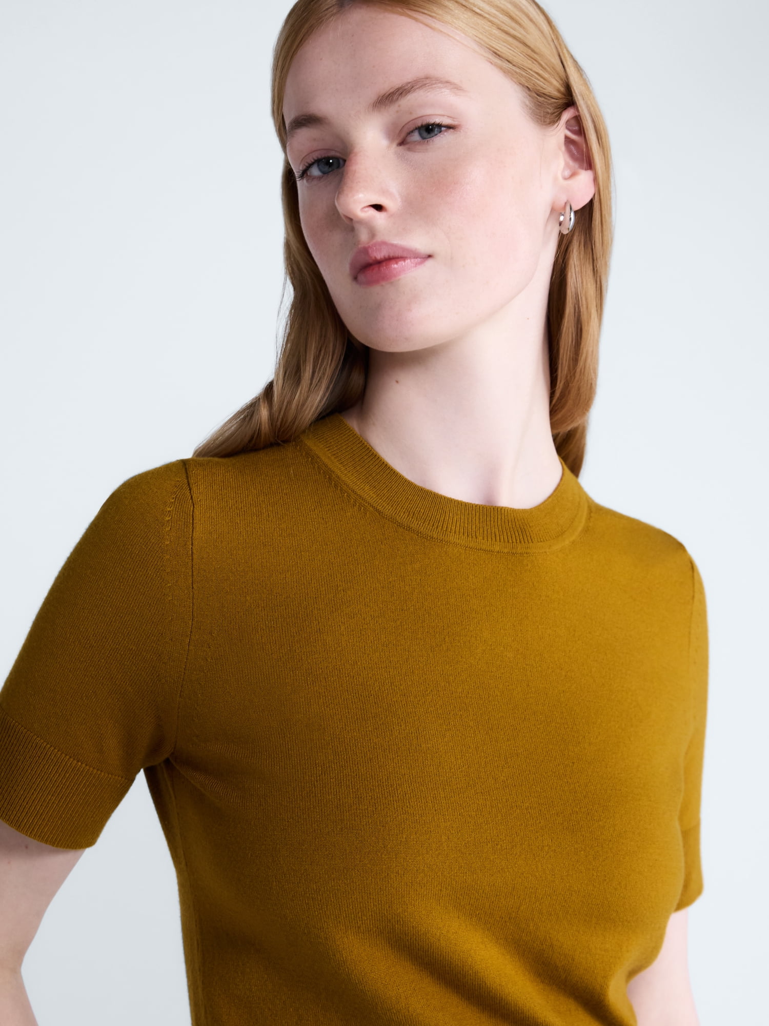 Free Assembly Women's and Women's Plus Cozy Yarn Sweater Tee with Short Sleeves, Sizes XS-4X
