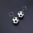 thumbnail image 3 of Llavero con pelota deportiva, minillavero de fútbol, regalo de cumpleaños para niños y adolescentes, 2 uds., 3 of 5