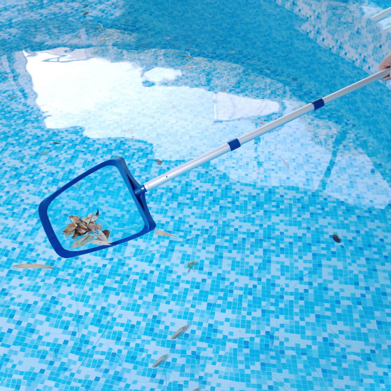 Filet d'écumoire à feuilles pour piscine Mainstays avec poteau en aluminium de 42 po