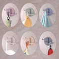 thumbnail image 2 of Gancho de pared adhesivo giratorio de tres puntas Qiojirmu, paquete de 6 ganchos para colgar en la pared para sombreros, toallas, sombreros, esponjas, batas, llaves, cocina, dormitorio, baño, 2 of 4