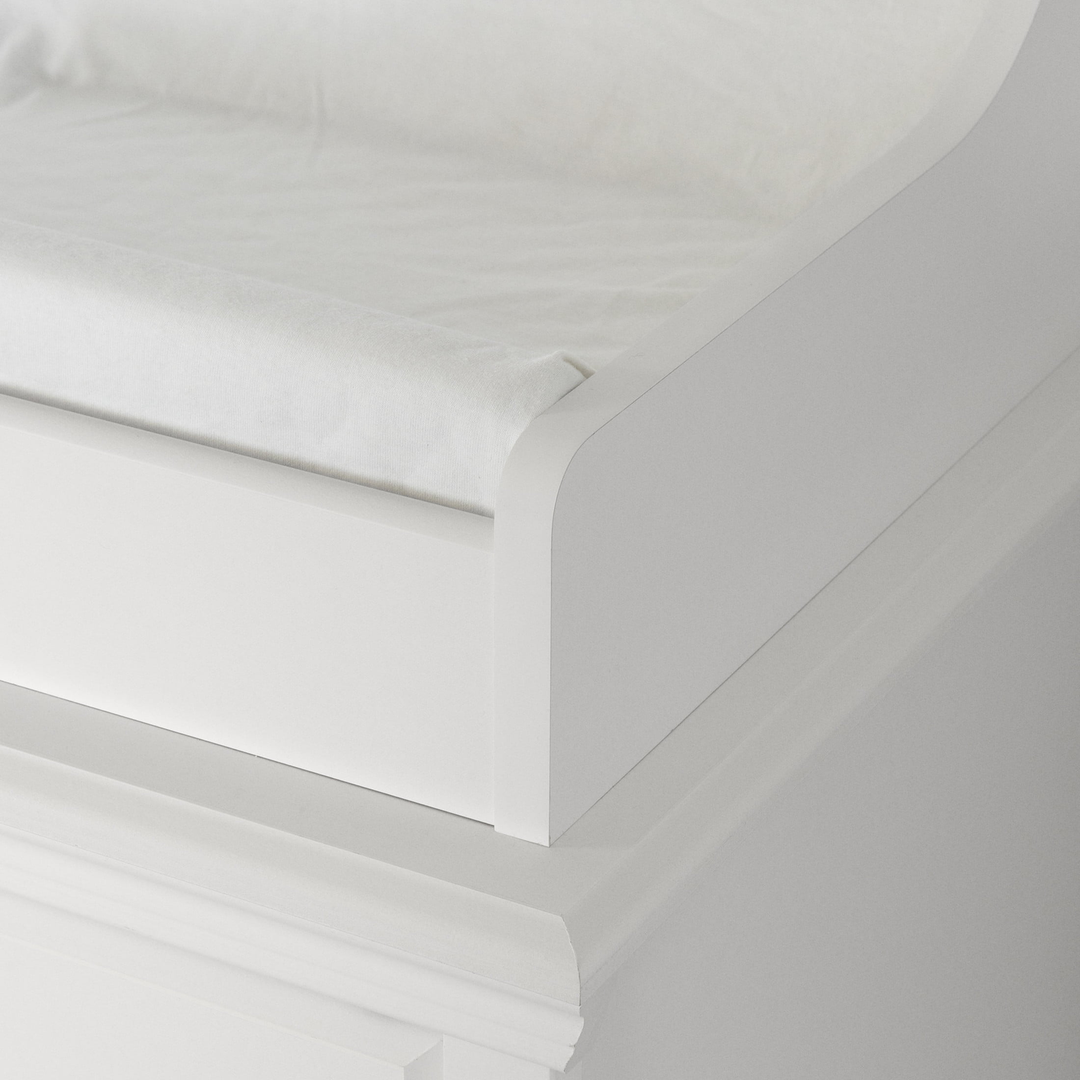 South Shore Cotton Candy, Coastal Changing table, Narrow White