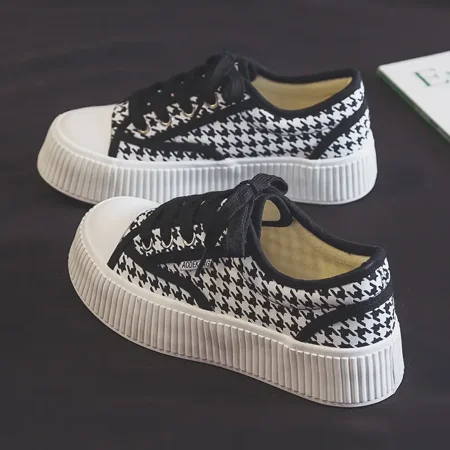 

Women‘s Houndstooth Pattern Canvas Shoes Round Toe Lace Up Low Top Casual Shoes Women‘s Platform Sneakers