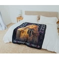 thumbnail image 4 of Manta plateada Buffalo M3GAN Friendship Raschel 115 x 152 cm, 4 of 9