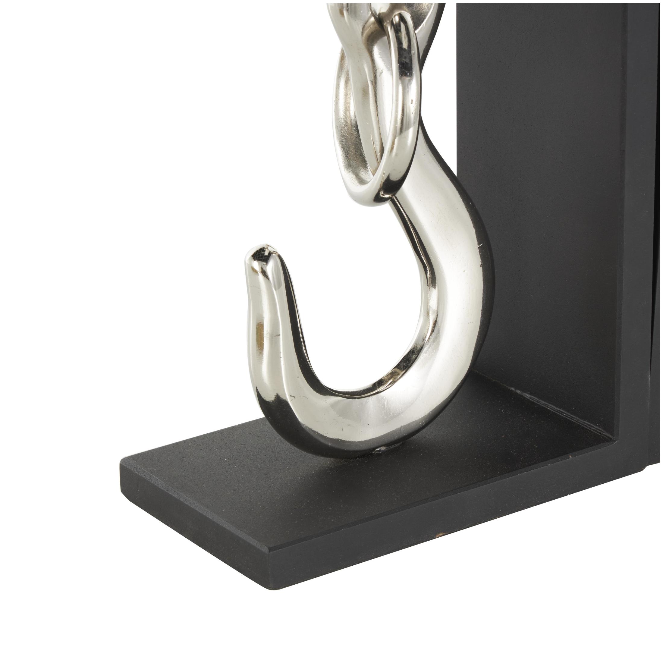 DecMode 7" Hook Silver Aluminum Metal Bookends with Black Bases (Set of 2)
