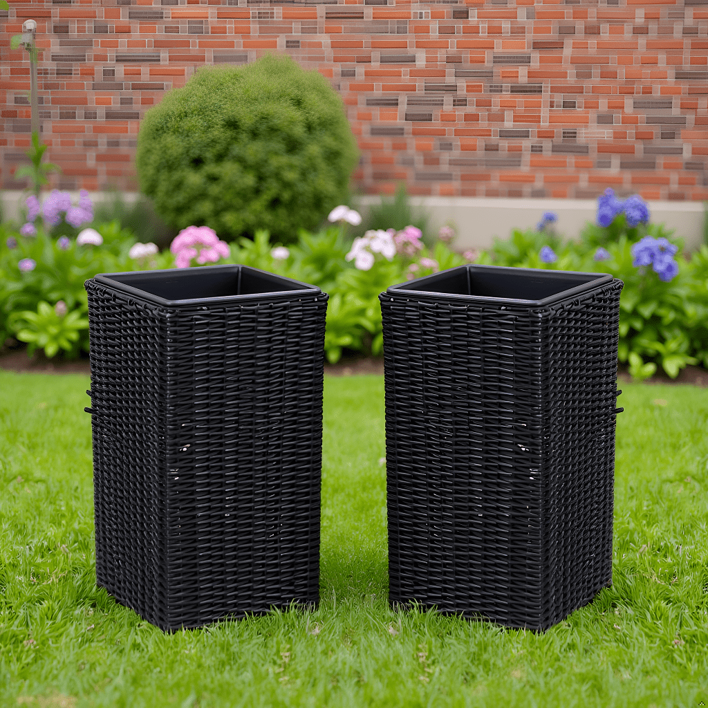 Vulcan Sierra Square Wicker Planter 2-piece Set in Black