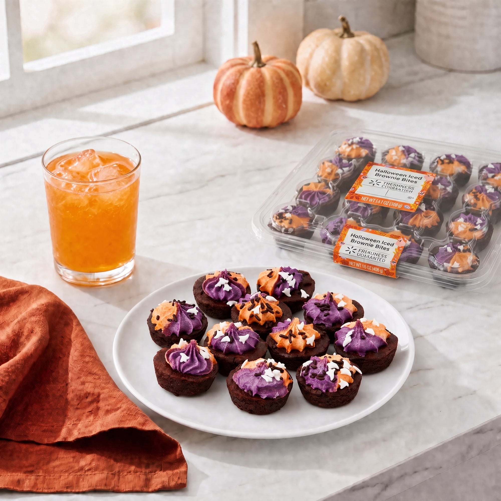 Freshness Guaranteed Halloween Iced Brownie Bites, 14.1 oz, 16 Count (Bakery Fresh, Sweet Dessert)