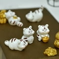 thumbnail image 2 of Statue Miniature en Forme de White Tiger Adorable, Décor Mignon en Résine Fait Main pour la Maison, 2 of 10