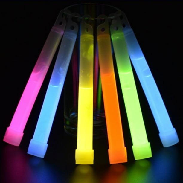 6 Inch LED Glow Sticks With Hook Film For Outdoor Emergencies