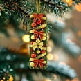 thumbnail image 4 of Adornos navideños personalizados para el árbol | Colgantes con monograma de 26 letras y diseño de gorro de Papá Noel, 4 of 5