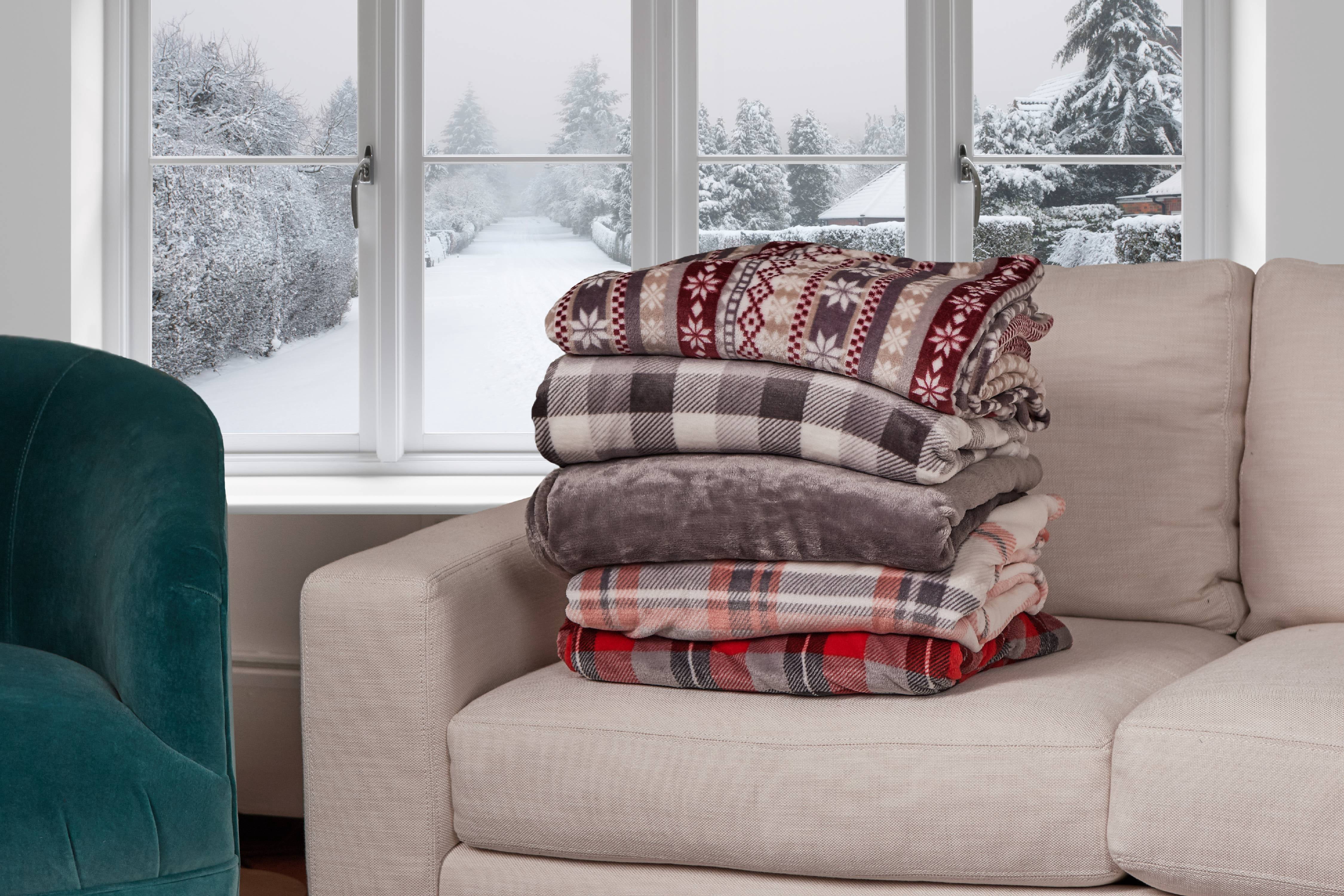 Cuddl Duds Oversized Throw Blanket with a Sherpa Foot Pocket, 50" x 70", Burnt Coral and Gray Plaid