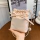 thumbnail image 2 of Mini bolso con lazo de diseño de nicho para mujer, nuevo bolso bandolera elegante de verano 2025, bolso para teléfono móvil, 2 of 5