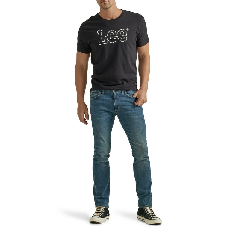 Men's Extreme Motion 4-Way Stretch Slim Straight Jean in Wallace