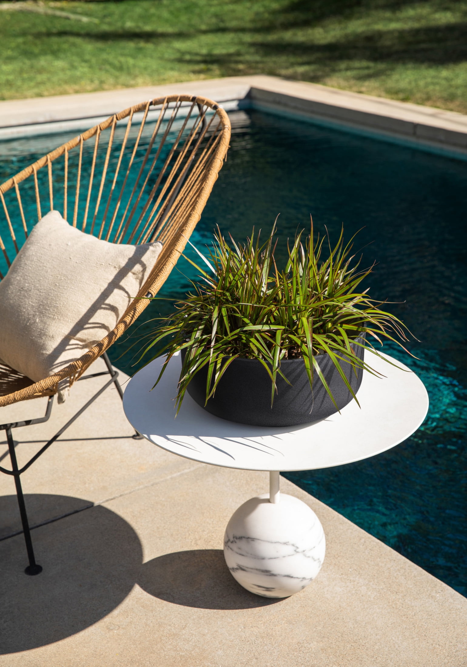 Veradek Mason Series Kona Bowl 14" Plastic-Stone Planter 2-Pack Black