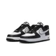 thumbnail image 4 of Neck-pantalones cortos de cuero neutro Air Force 1 07, bajos, Retro11033, 4 of 5