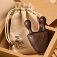 thumbnail image 2 of Masajeador de cuero cabelludo de sándalo, peine de madera para masaje, estimulador de cuero cabelludo con púas anchas, peines de sándalo y ciervo para hombres y mujeres, 2 of 5