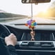 thumbnail image 2 of Adornos para espejo retrovisor de coche, estilo: un lindo y creativo colgante de gato con globo de colores, accesorios de decoración interior de coche, adorno colgante para espejo retrovisor de coche., 2 of 3