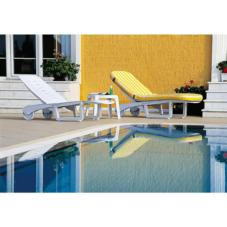 White pool chaise lounge clearance