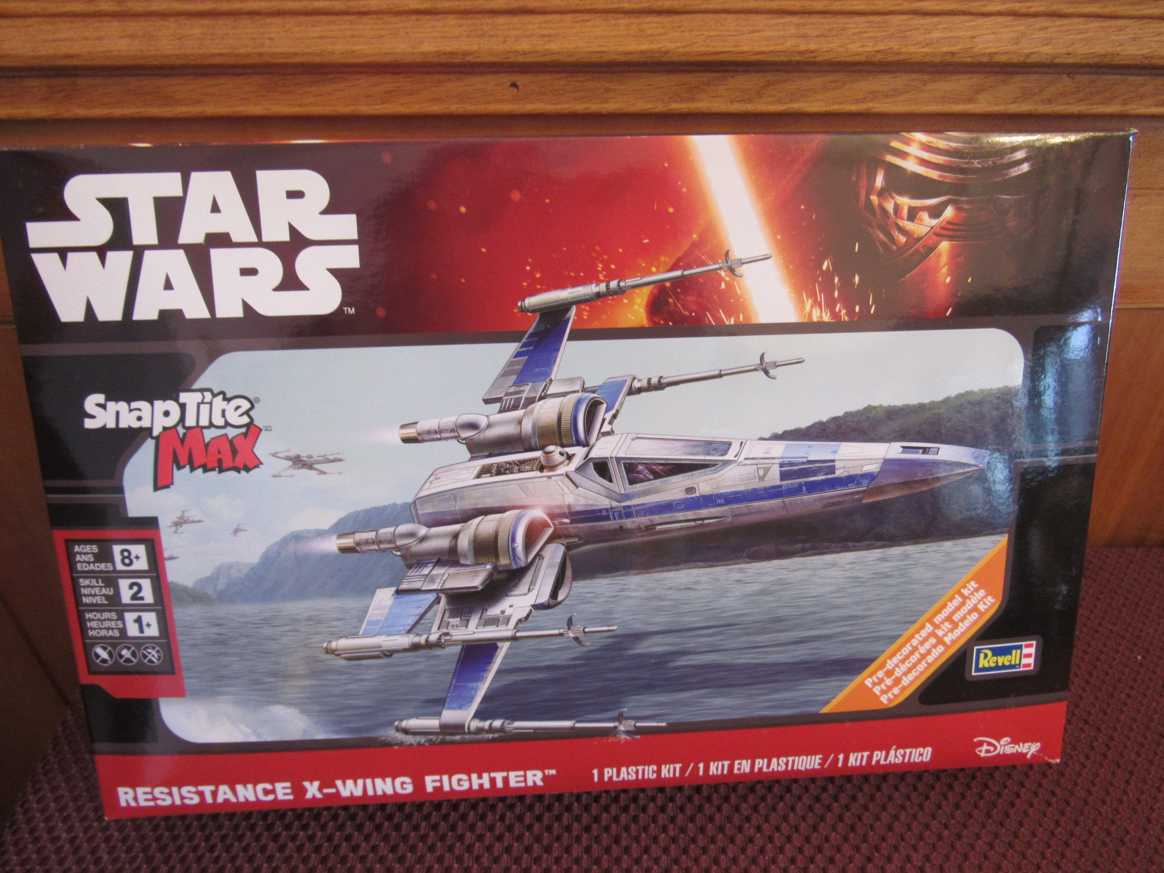 REVELL SNAP TITE MAX STAR WARS FIRST ORDER SPECIAL FORCES TIE FIGHTER 