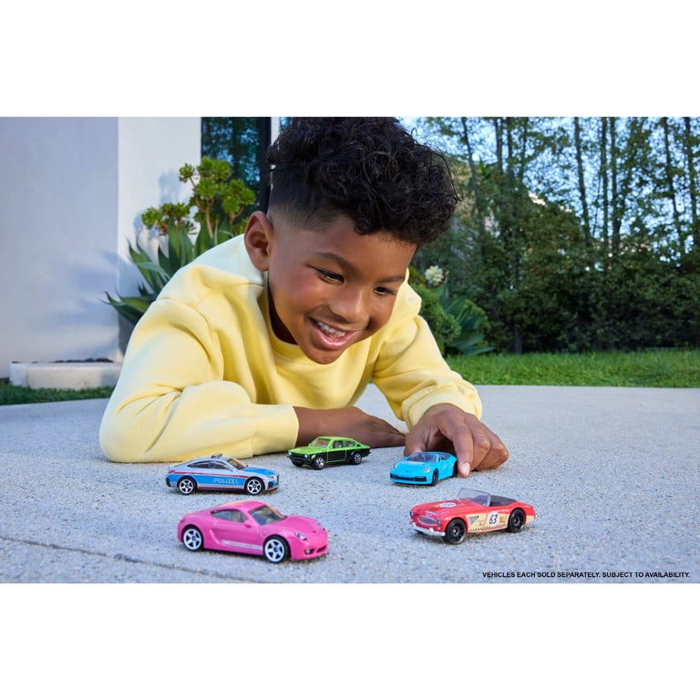 Matchbox Die-Cast 1:64 Scale Toy Car or Truck, Themed Sports, Race