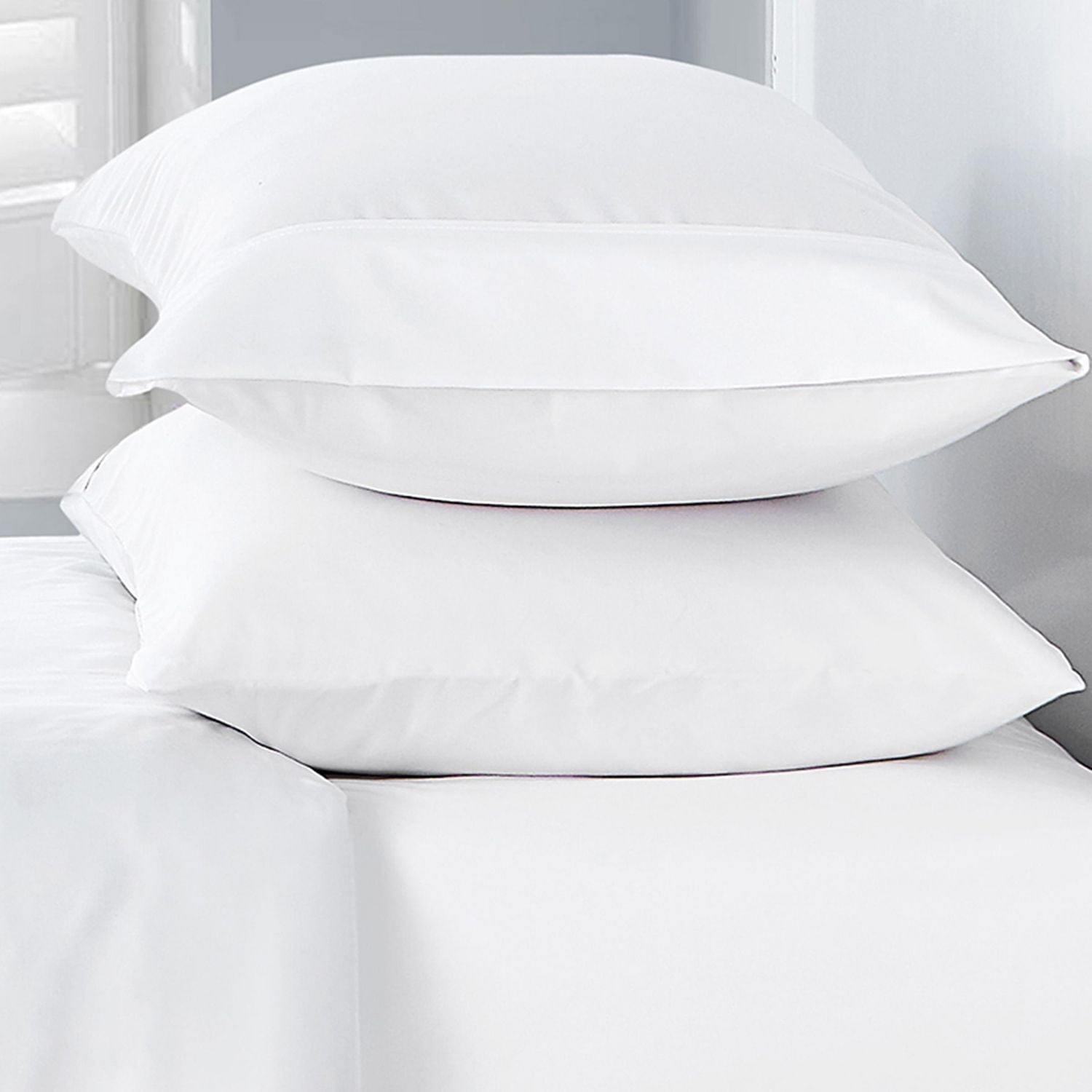 Basics Soft Pillowcase