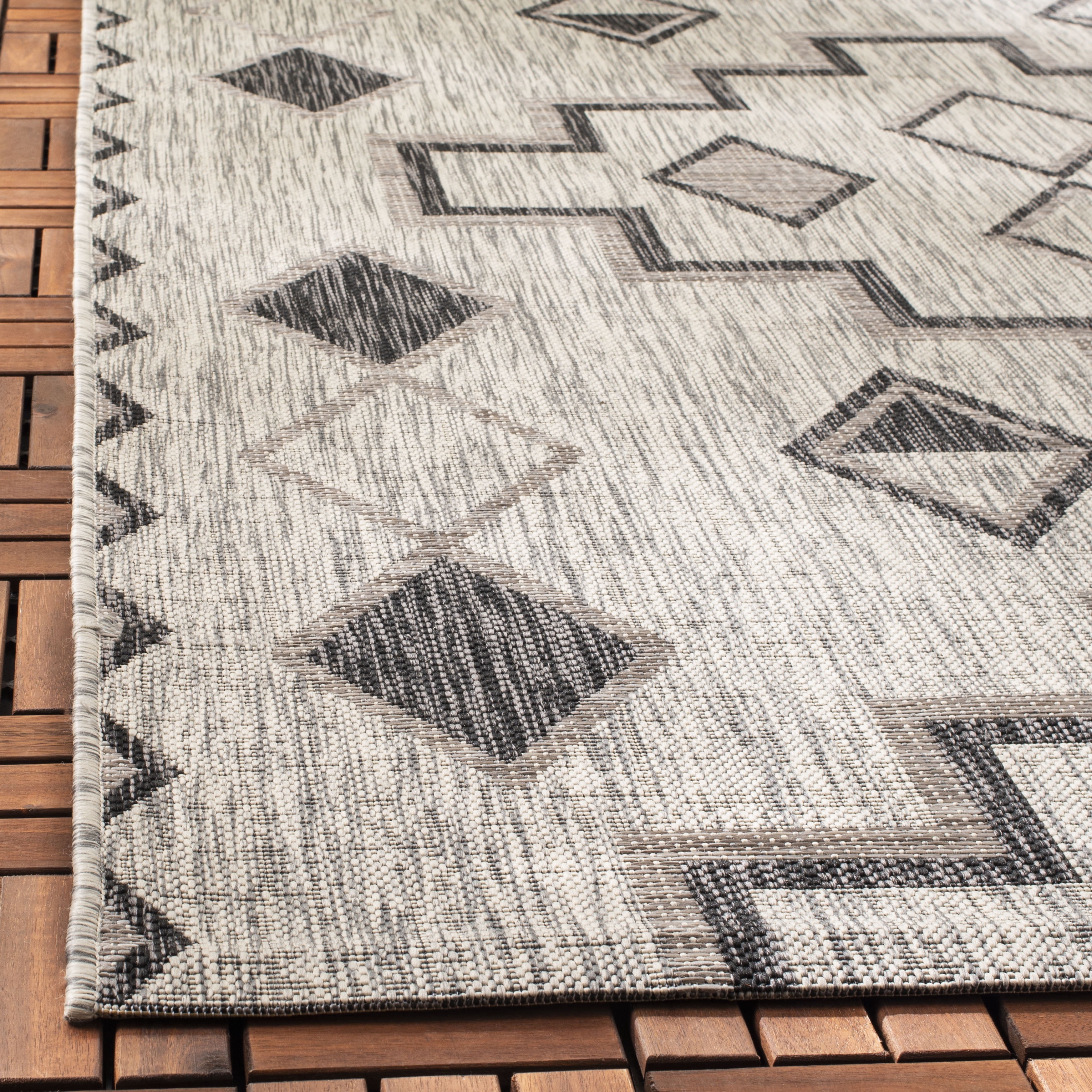 SAFAVIEH Courtyard Floella Geometric Indoor/Outdoor Runner Rug, Grey/Black, 2'3" x 14'