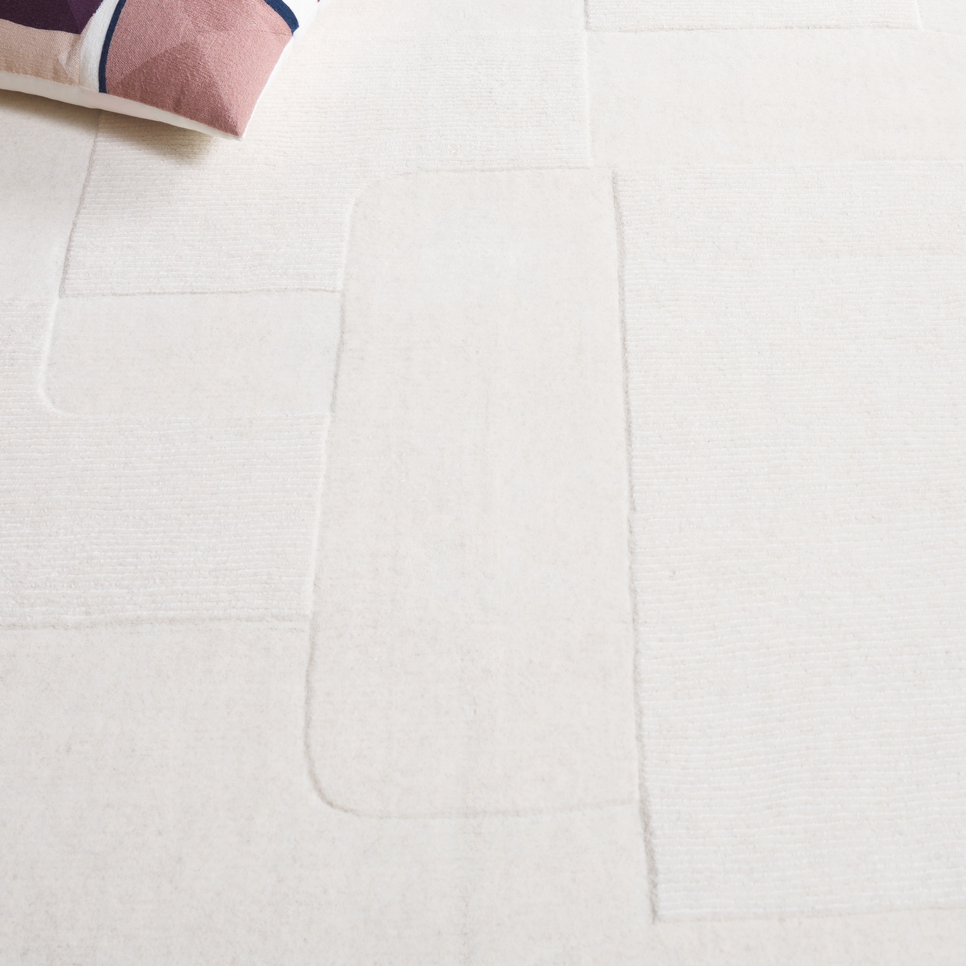 SAFAVIEH Mykonos Avaline Solid Runner Rug, Ivory, 2'3" x 8'