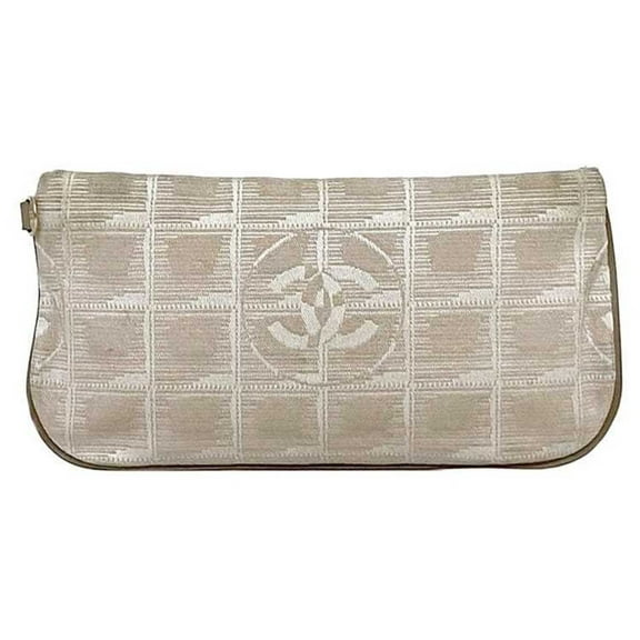 Pre-Owned Chanel Pouch ec-22567 Beige New Travel Line Nylon Leather 9068273 CHANEL... (Good)