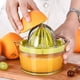 thumbnail image 1 of Exprimidor de naranjas y cítricos, exprimidor manual de limón con taza medidora incorporada de 16 oz, exprimidor manual multifunción con escariadores de varios tamaños y sin s, 1 of 5