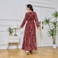 thumbnail image 4 of robe Femme Col en V Ajustée Tissu Estampage à Chaud Mode Haut de Gamme (Rouge, P), 4 of 5
