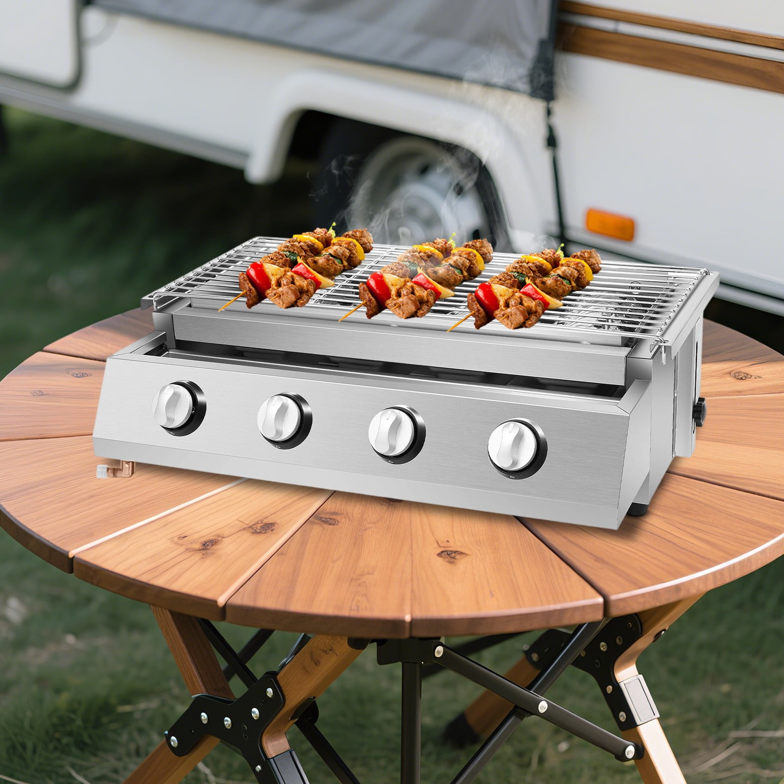 22.4*15.4*6.9 Freestanding Silver Stainless Steel Commercial Gas BBQ Grill With Steel Grilling Mesh 4 Burners