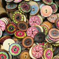 thumbnail image 4 of Botones de madera impresos florales surtidos redondos de 100pcs / Bag FleinngHoz JD710495516, 4 of 5