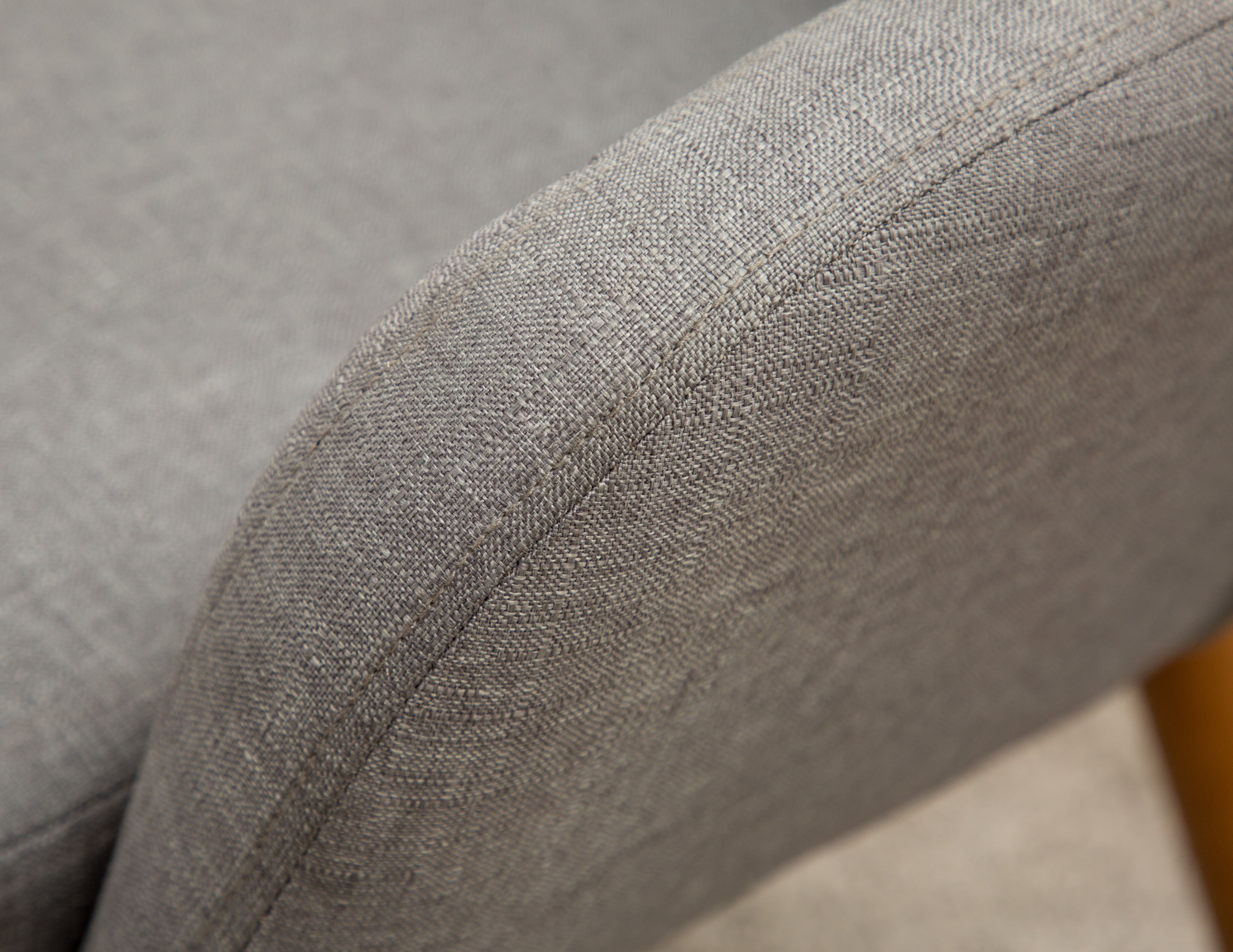 Roundhill Furniture Tuchico Contemporary Fabric Accent Chair in Gray