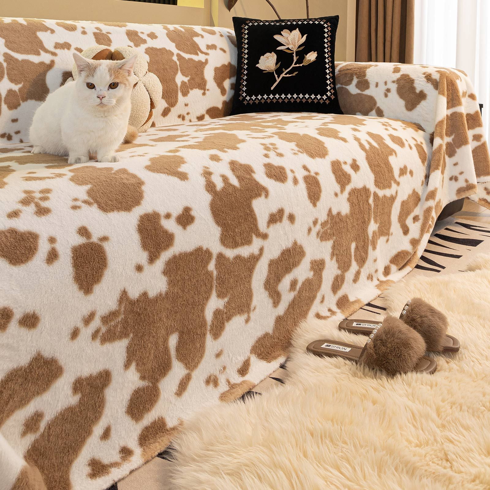 West Ivory 4-Seater Ultra-Thick Winter Soft Plush Couch Cover – Washable Furniture Protector for Dogs, Pets, Anti-Slip, Anti-Dust Sofa Cushion Cover, Khaki and White, 133.86 x 66.93 Inches